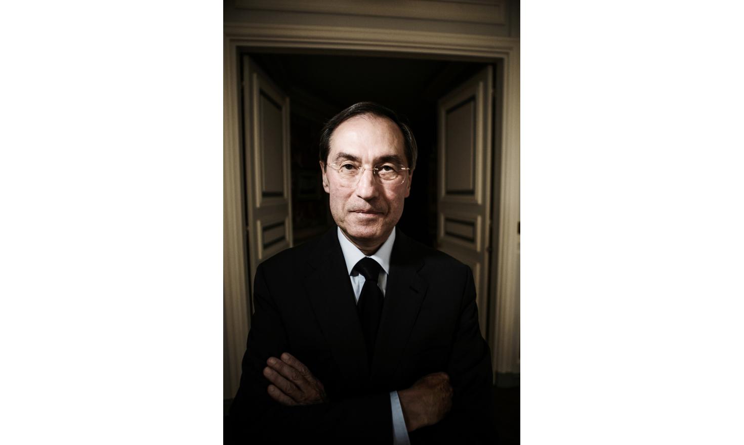 Portraits on assignent Claude Gueant, French minister of the interior under Nicolas Sarkozy's presidency. Portrait in the ministry in 2012