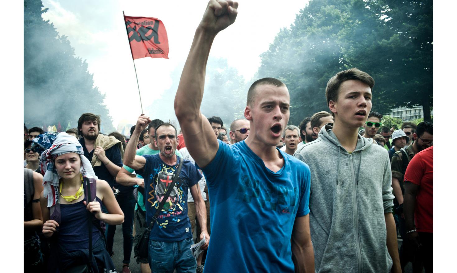 News / Paris spring demonstrations Against the new labour law reform project