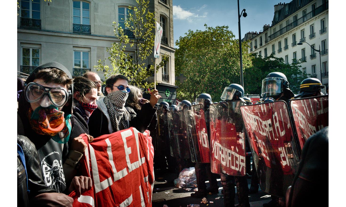 News / Paris spring demonstrations Against the new labour law reform project