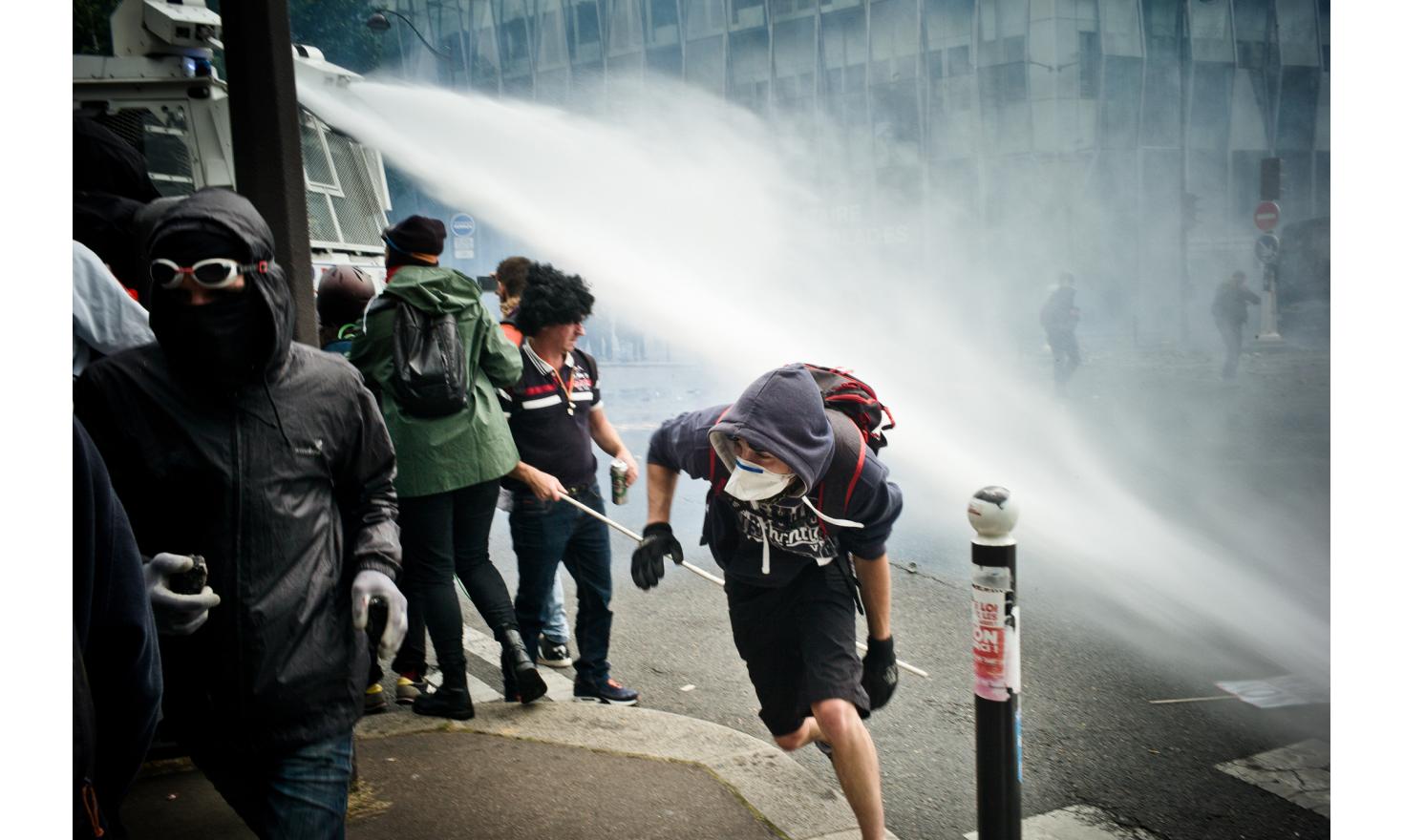 News / Paris spring demonstrations Against the new labour law reform project