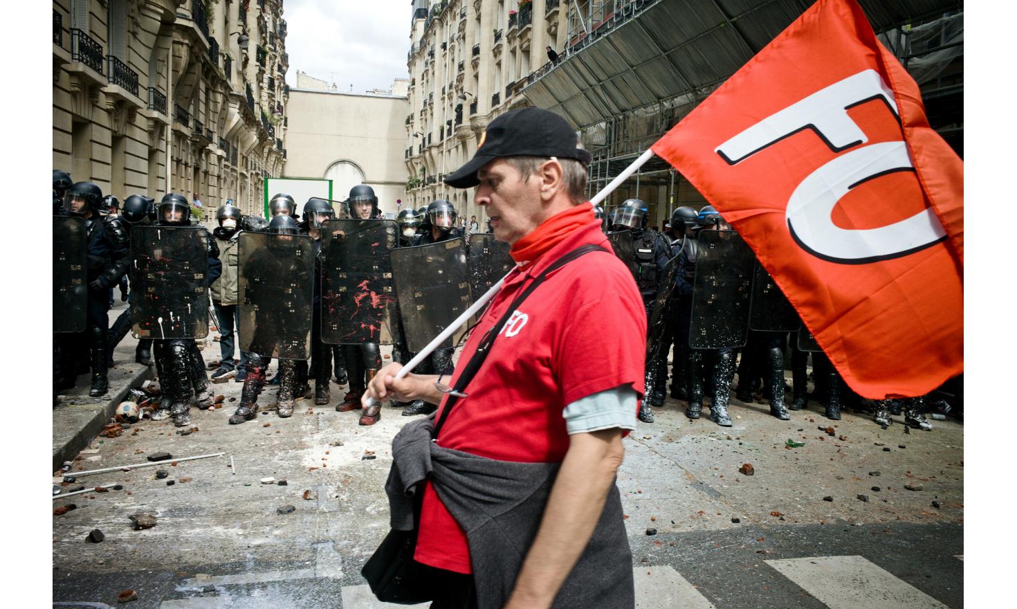 News / Paris spring demonstrations Against the new labour law reform project