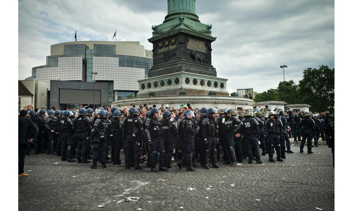 News / Paris spring demonstrations Against the new labour law reform project