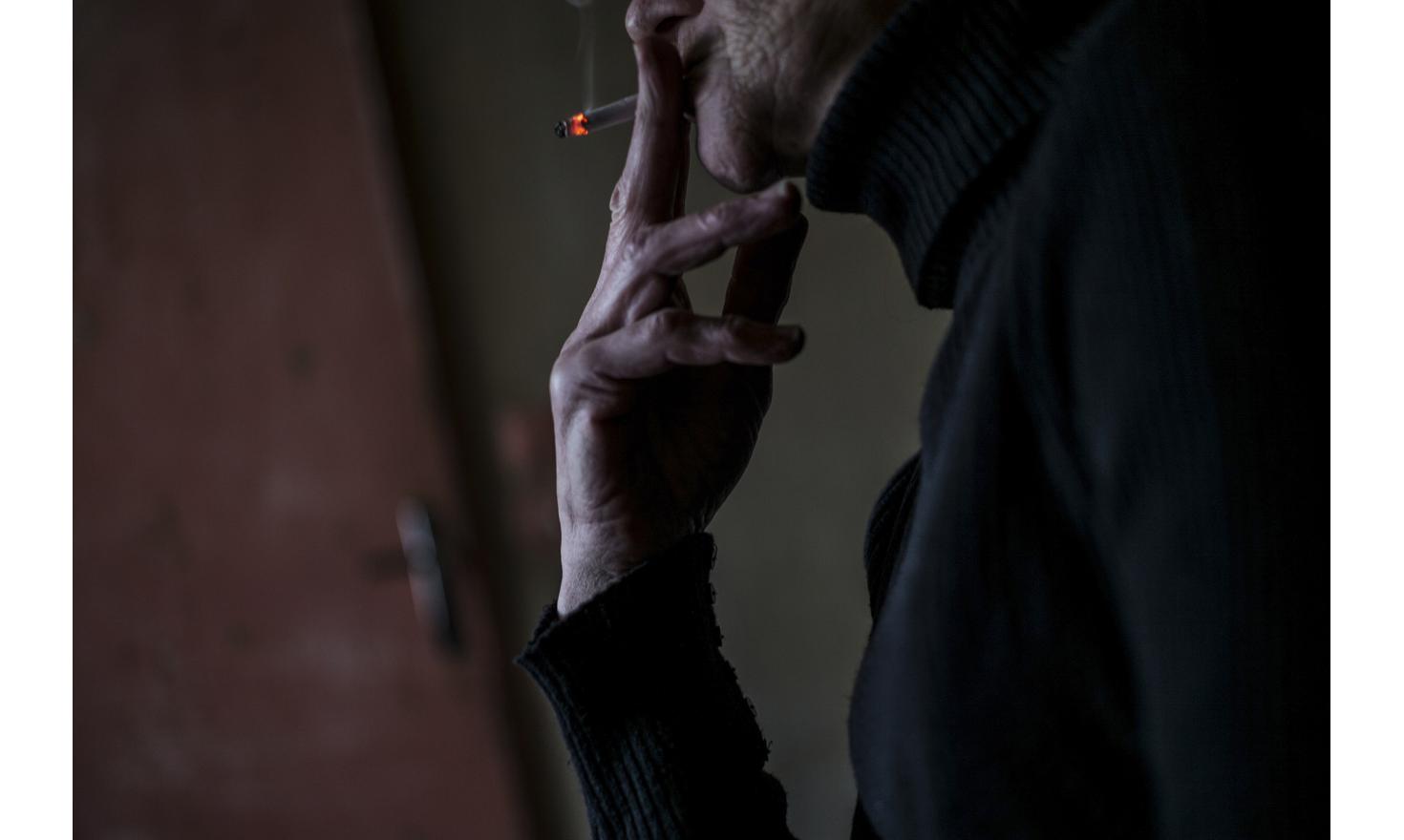 ©Ulrich Lebeuf / M.Y.O.P Isabelle smoking