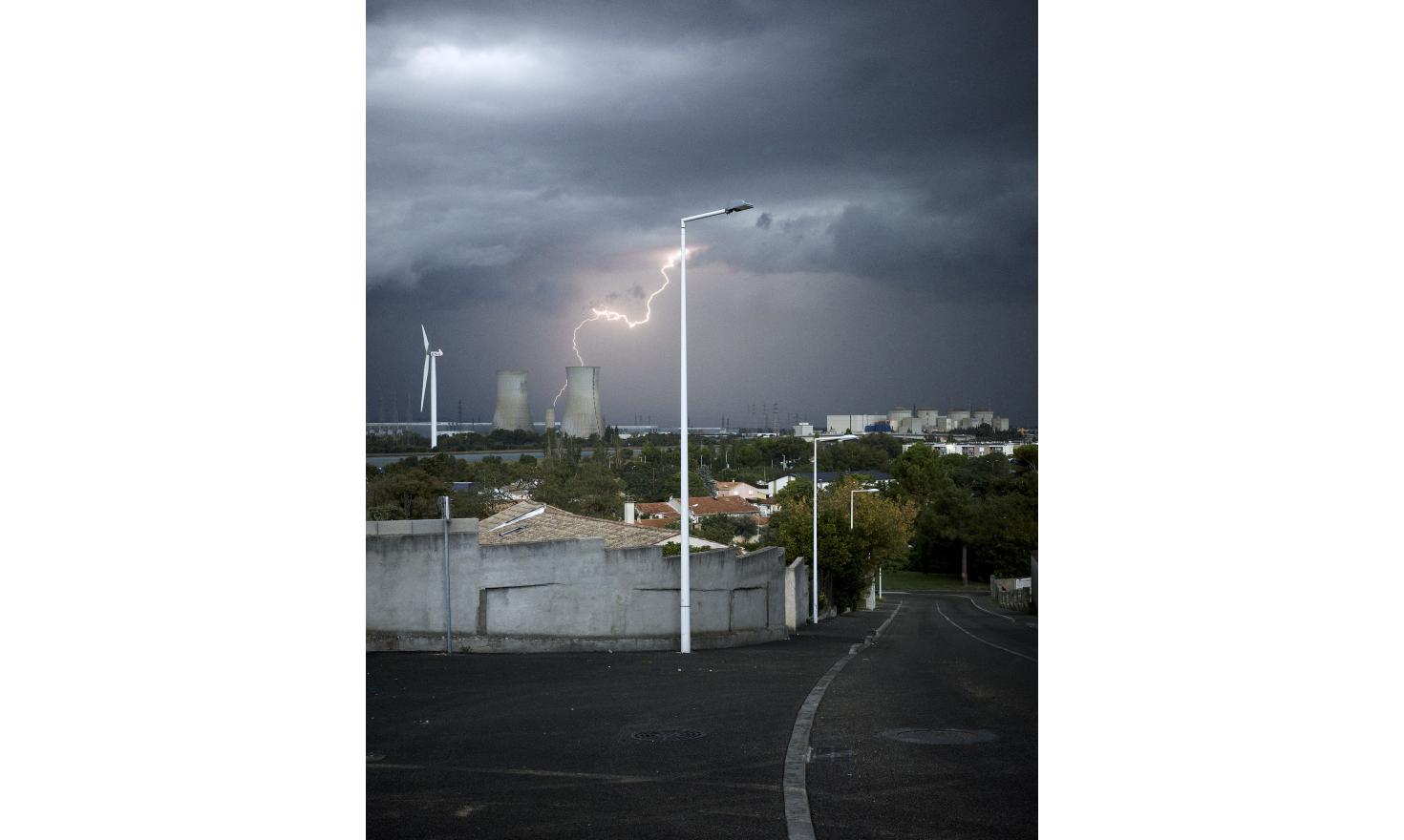 Risk Zones © Ed Alcock 2022 Charged atmosphere